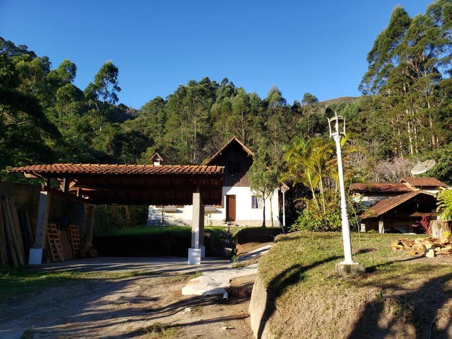Chale Chacara Caminho Do Vale Casa De Temporada Holiday home *