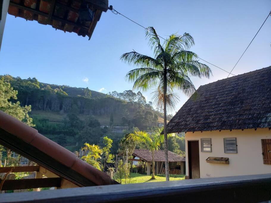 Сasa de vacaciones Chale Chacara Caminho Do Vale Casa De Temporada